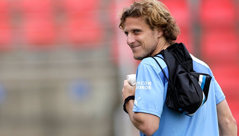 Diego Forlán durante una concentración con Uruguay