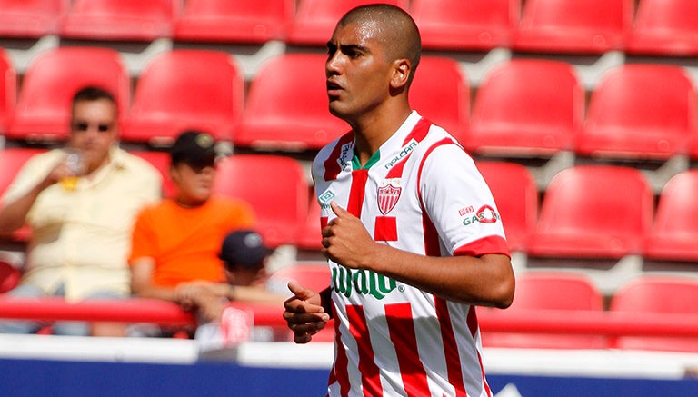 Luis Gorocito en un partido con Necaxa