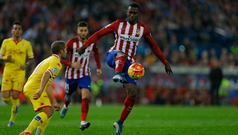 Jackson Martínez en un partido con Atlético