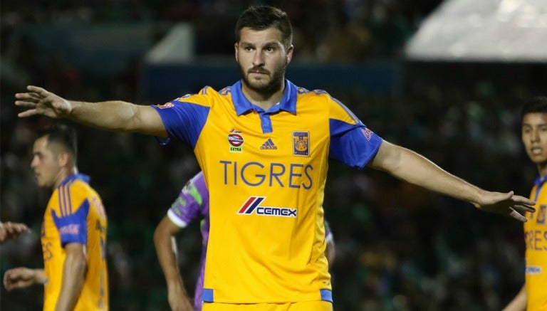 André-Pierre Gignac en el duelo de Tigres contra Chiapas