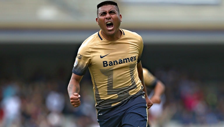 Ludueña celebra un gol en CU