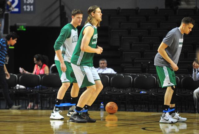 Celtics entrenan en la Arena Ciudad de México