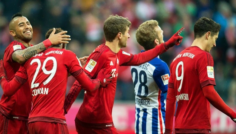 Los jugadores del Bayern Munich celebran una anotación