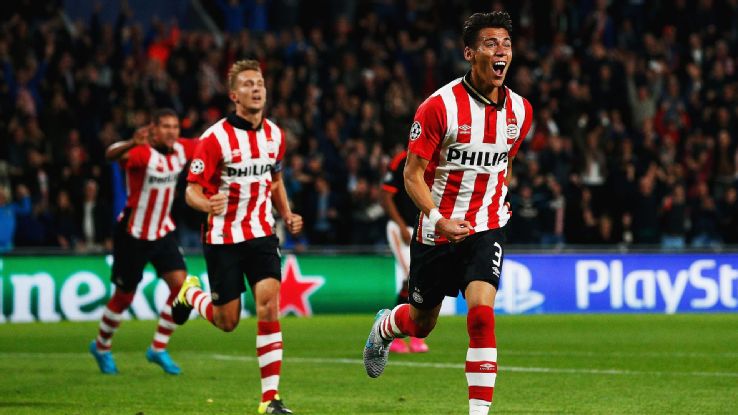 Moreno celebra un gol con el PSV Eindhoven