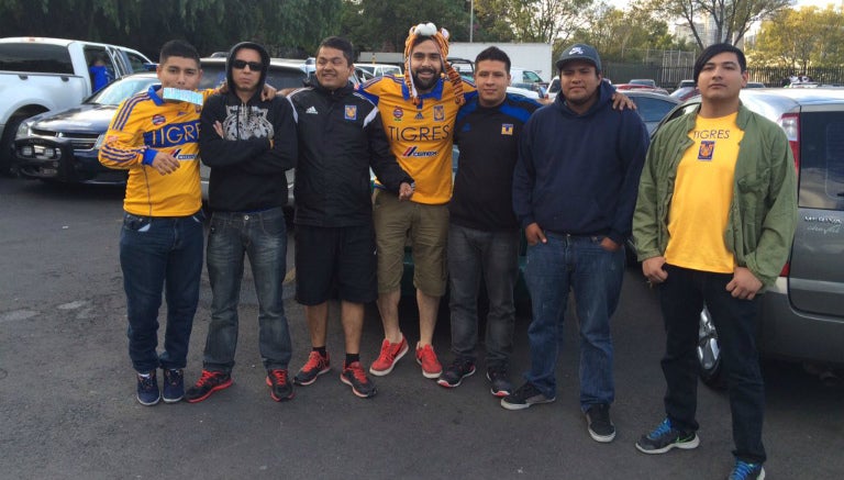 Aficionados de Tigres en CU