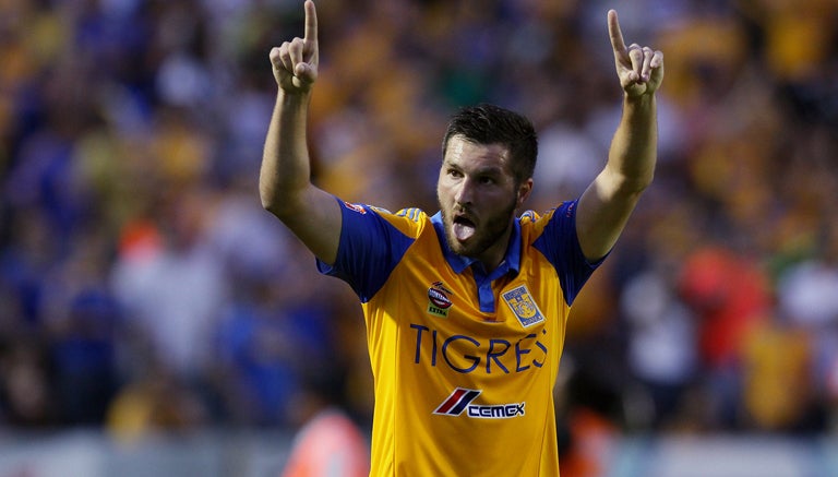 Gignac celebra un gol en Fase Regular con Tigres