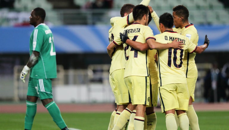 Los futbolistas de América celebran tras el 2-0