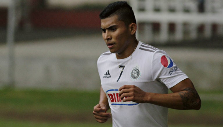 Orbelín Pineda entrena con las Chivas