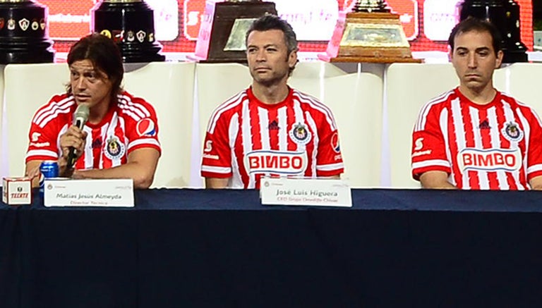 Higuera durante la presentación de Matías Almeyda