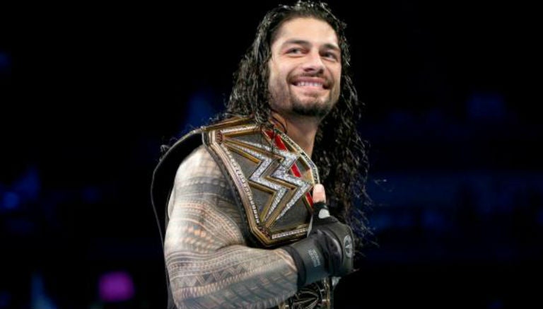 Roman Reigns en su segmento en Smackdown