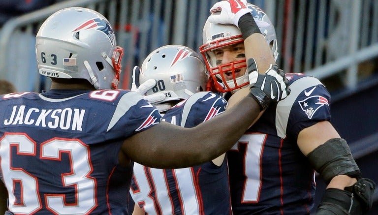 Rob Gronkowski celebrando su touchdown con los Patriotas