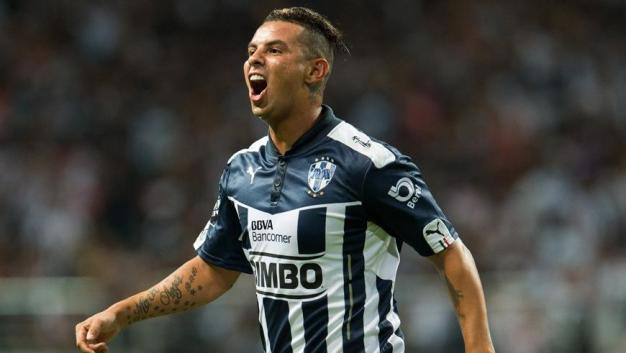 Cardona grita una anotación con Rayados