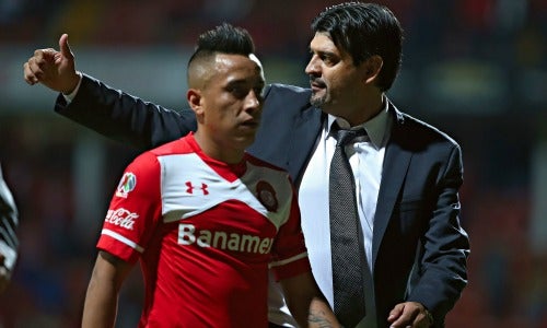 Cardozo saluda tras un juego de Toluca