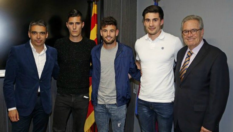 Los directivos del Barcelona en la presentación de Sergi Guardiola (segundo de izquierda a derecha)