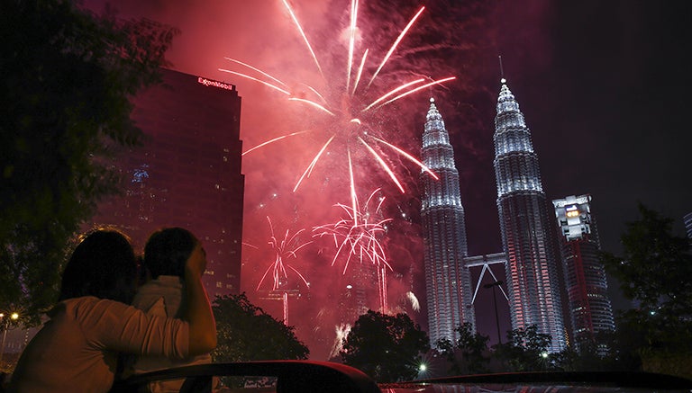 Fuegos artificiales en Malasia