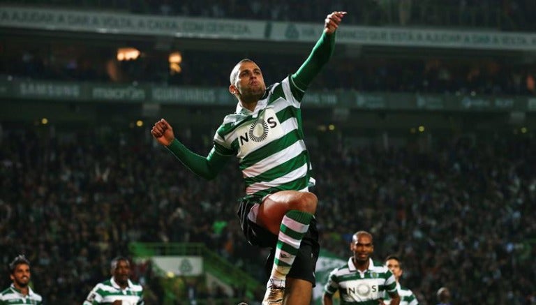 Slimani festeja el segundo gol del Porto