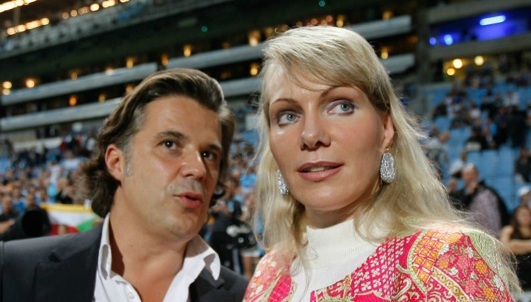 Margarita Louis-Dreyfus junto a su pareja