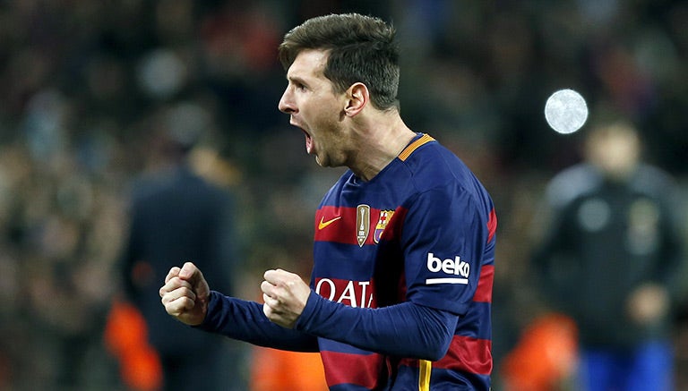 Messi celebra tras anotar un gol contra Espanyol