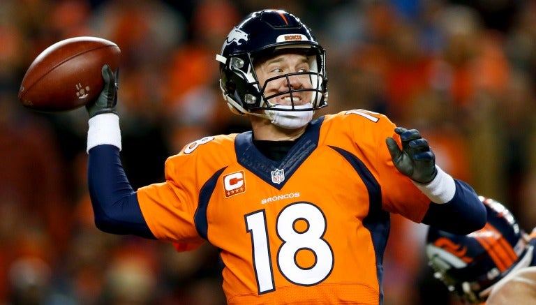 Peyton Manning, durante un encuentro con los Broncos