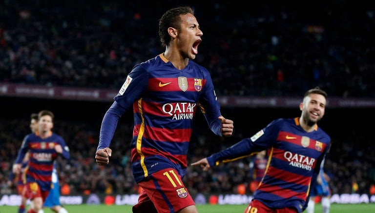 Neymar celebra un gol con el Barcelona