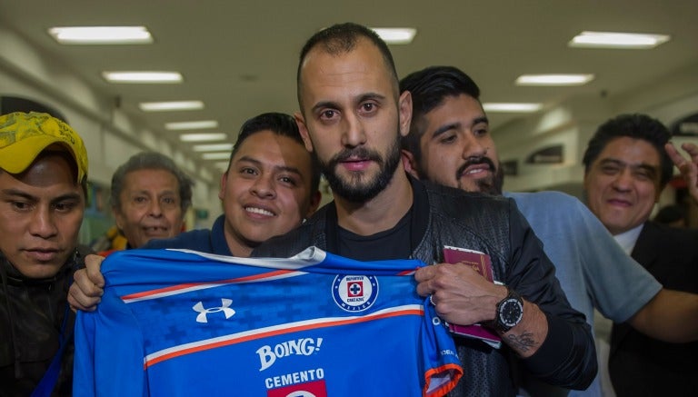 Víctor Vazquez a su llegada a la Ciudad de México