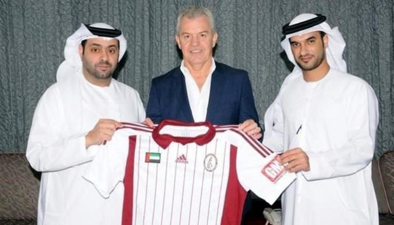 Javier Aguirre en su presentación con Al-Wahda en Emiratos Árabes