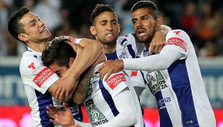 Los jugadores de Pachuca en pleno festejo