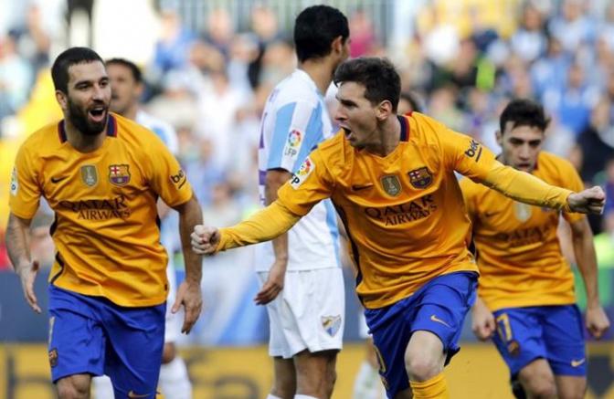 Messi celebra su gol contra Málaga