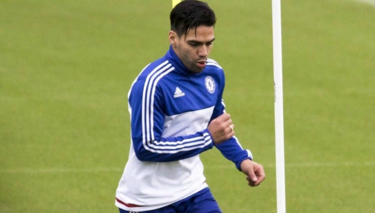 Radamel Falcao en un entrenamiento del Chelsea