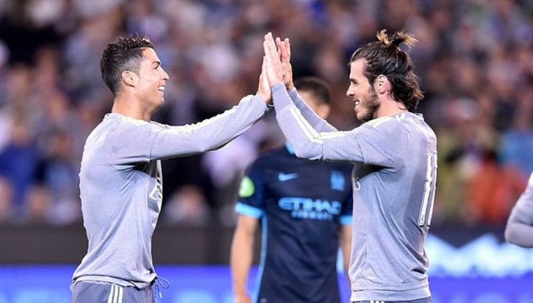 Cristiano y Bale festejan una anotación 