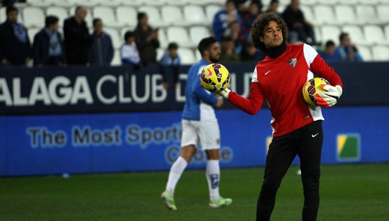 Ochoa calienta previo a un encuentro del Málaga