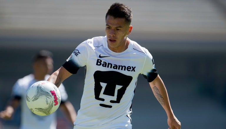 Marcelo Alatorre, en partido de Pumas