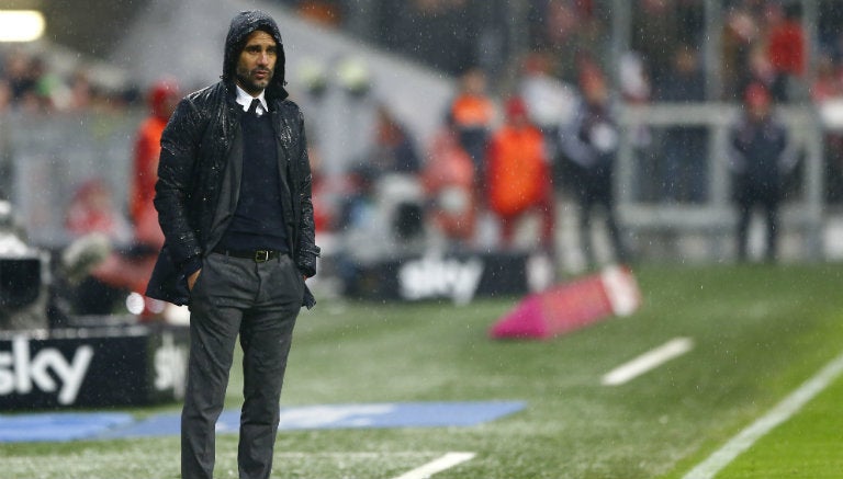 Guardiola durante un partido de Bayern Munich