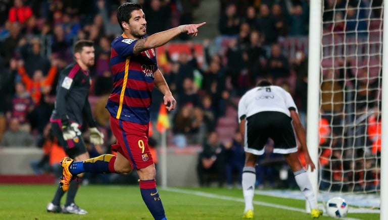 Suárez festeja gol contra Valencia en Copa del Rey