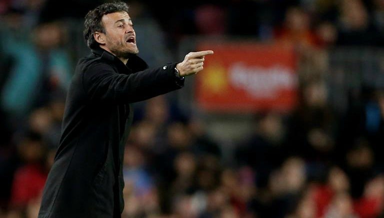 Luis Enrique da indicaciones a sus jugadores