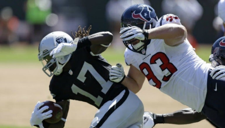 Una jugada durante un partido entre Oakland y Houston