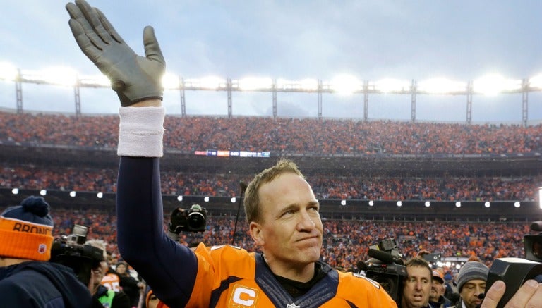 Peyton Manning se despide del público de Denver