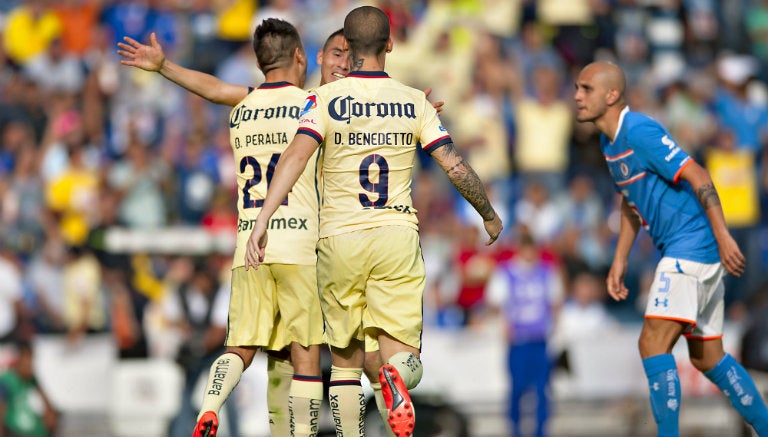 América festeja gol en el Clásico Joven