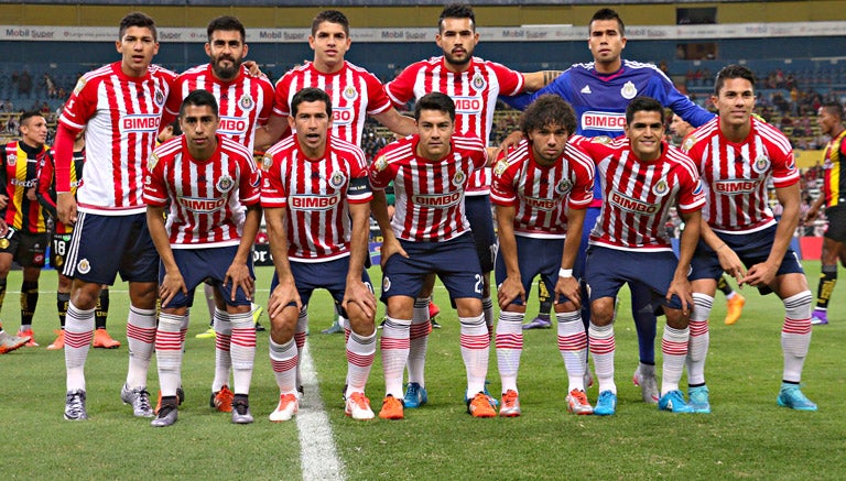 Jugadores de Chivas posan en Copa MX