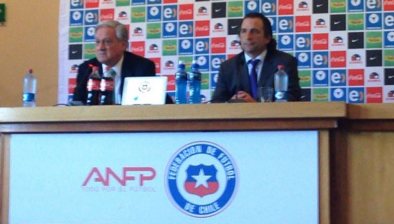 Así lucía Pizzi durante su presentación con Chile