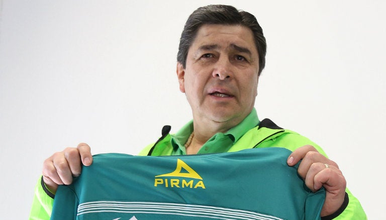 Luis Fernando Tena es presentado con León