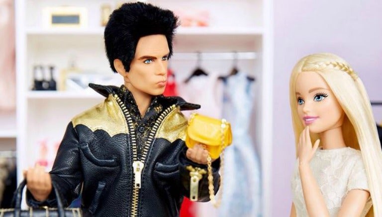 Derek Zoolander en una tienda con Barbie