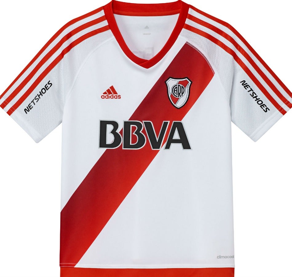 Este es el frente de la camiseta de Los Millonarios