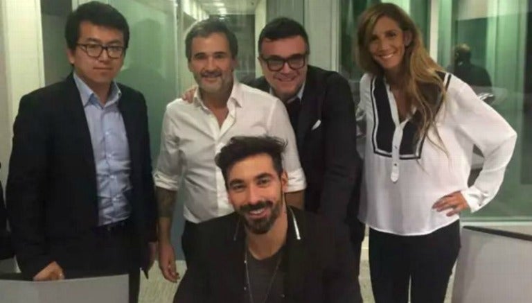 Lavezzi firma su contrato