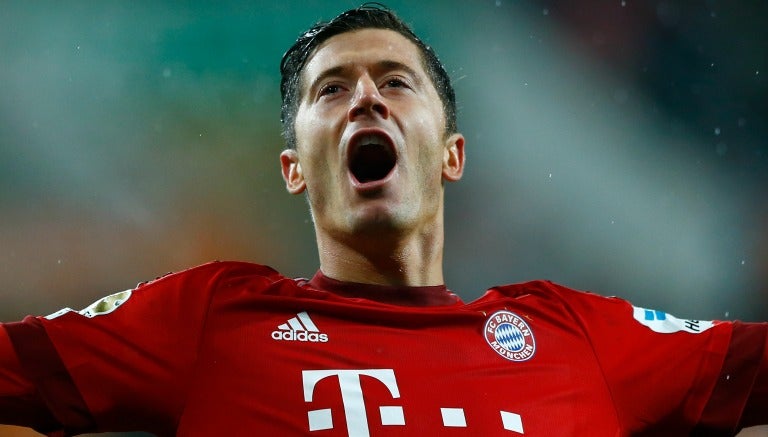 Lewandowski celebra un gol en partido del Bayern Munich