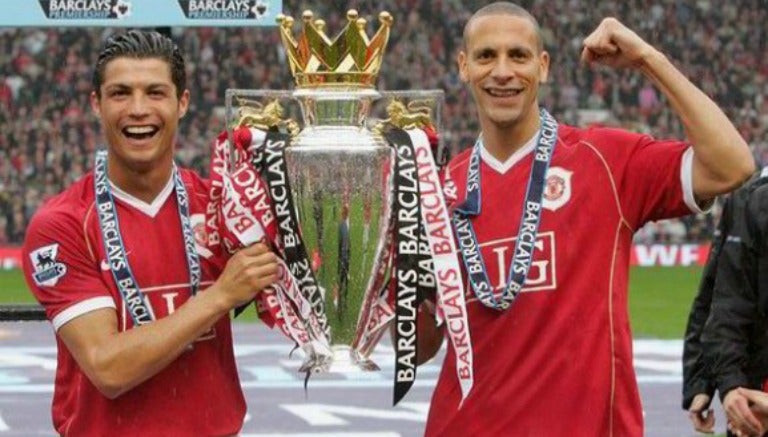 Ferdinand y CR7 presumen un título de la Premier League