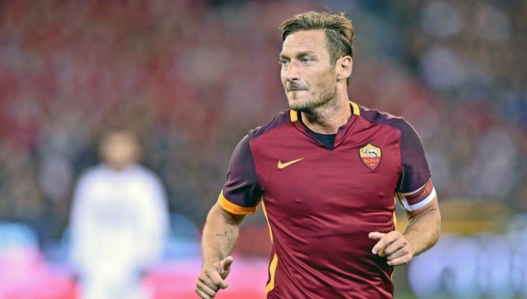 Francesco Totti durante un partido de Roma