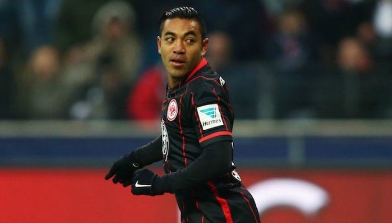 Marco Fabián durante un partido del Frankfurt