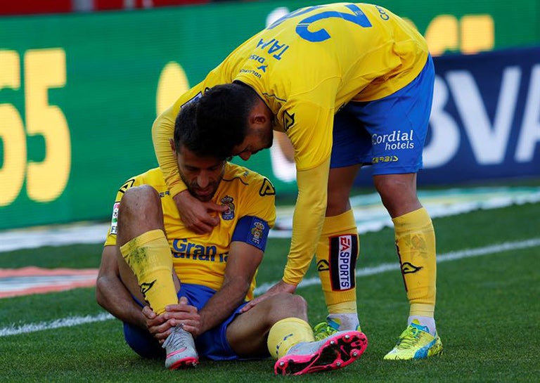 Jugador de las Palmas sufre molestia en la pierna