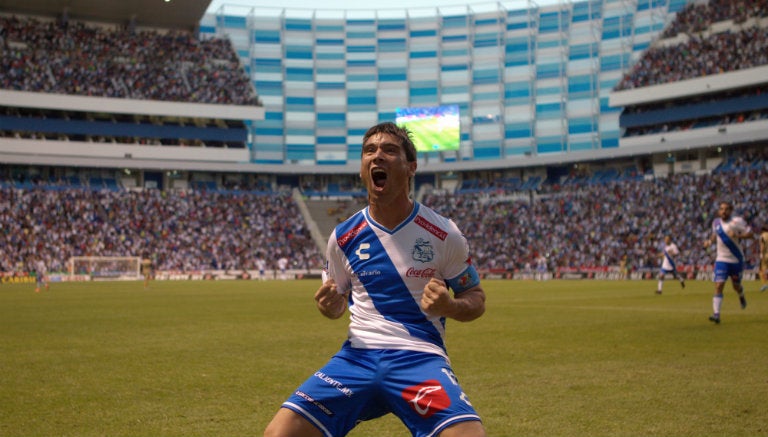 Alustiza celebra su gol tras remontar contra Dorados